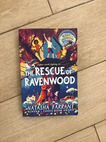 The Rescue of Ravenwood by Natasha Farrant (paperback)