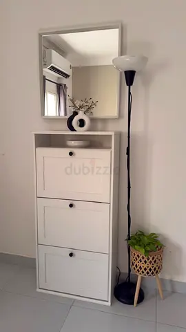 White 3-Drawer Shoe Cabinet with Mirror - Compact Entryway Storage