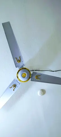 New White Gold 3-Blade Ceiling Fan - Working Condition