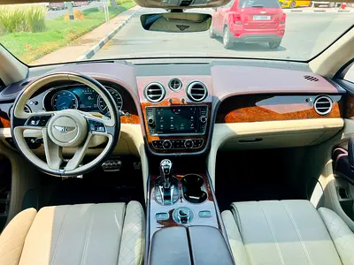 صورة مصغرة 12 لـ 2018 Bentley BENTAYGA
