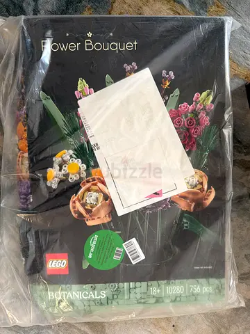 LEGO Botanical Flower Bouquet 10280 - Brand New, Sealed Set (750 pcs)
