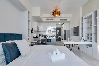 Fully Furnished | High Floor | Multiple Cheques