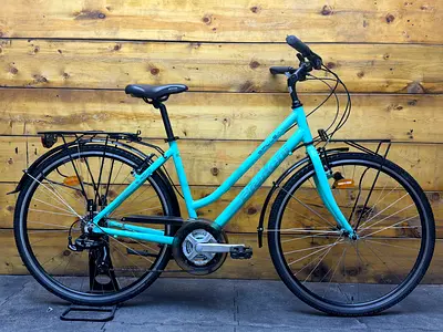 Bianchi Spillo Rubino City Bike