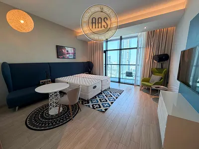 Prime Location||Stunning Bright Studio|| All Bills Included|| Available