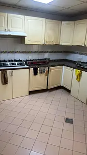 Room for rent for Executive Men - Al Karama