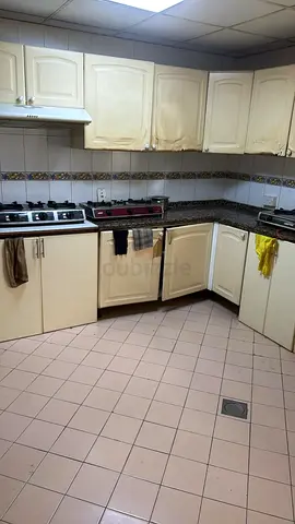 Room for rent for Executive Men - Al Karama