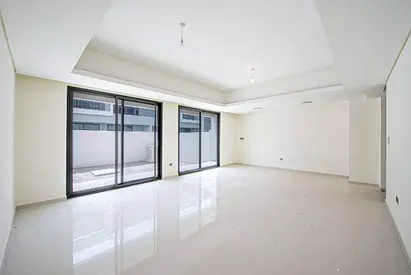 Claret | 4BR | Community View | Vacant Soon