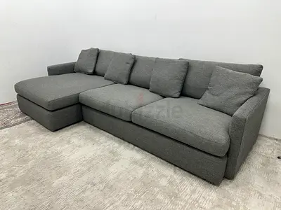 Excellent condition cratebarrel sofa