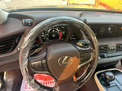 صورة مصغرة 17 لـ 2018 Lexus LS-SERIES