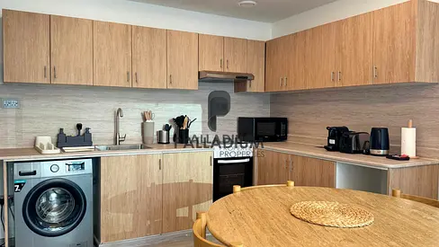 LUXURIOUS || READY TO MOVE || AC WIFI FREE