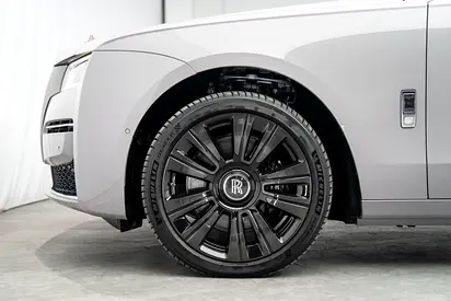 2021 ROLLS-ROYCE GHOST — миниатюра 17