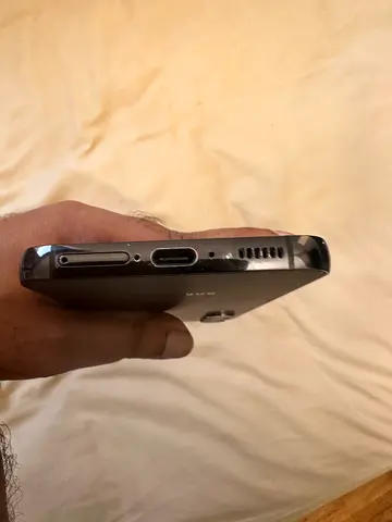 Samsung Galaxy Smartphone in Black