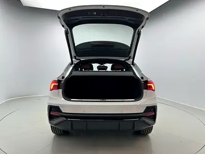 2026 AUDI Q3 — миниатюра 2
