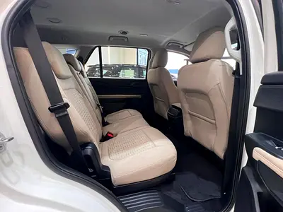 صورة 16 لـ 2024 FORD EVEREST
