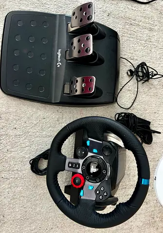 Logitech G29 force feedback driving wheel