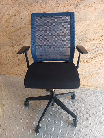 For Sale Used Office Chair Steelcase Good Quality Branded Chair