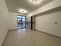 BRAND NEW || SPACIOUS STUDIO || CHILLER FREE