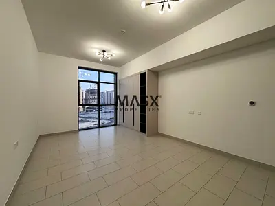 BRAND NEW || SPACIOUS STUDIO || CHILLER FREE