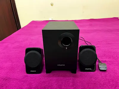 Creative 2.1 Speaker System with Subwoofer (Good Working Condition)