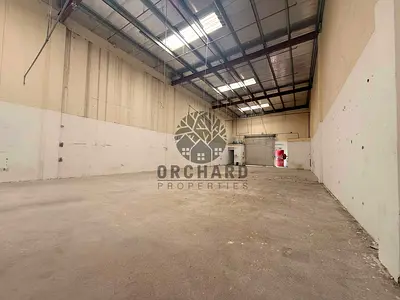 READY TO MOVE•GOOD LOCATION•IDEAL FOR STORAGE