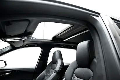 2025 AUDI SQ7 照片 13