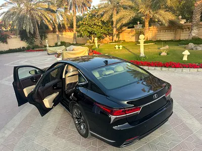 صورة مصغرة 8 لـ 2018 Lexus LS-SERIES