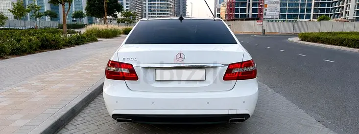 Mercedes-Benz E-Class E 300 2013 GCC Specs