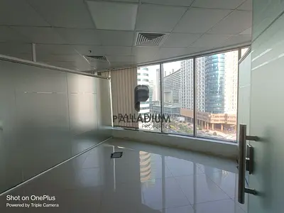FITTED OFFICE WITH PARTITION/ PRIME LOCATION