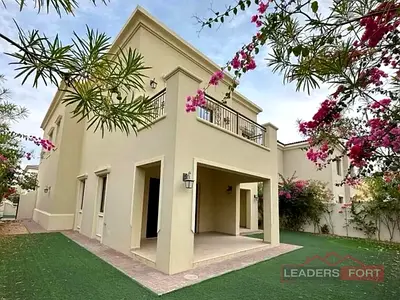 Exclusive 5BR Villa | Vacant | Community View