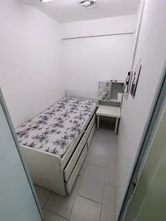 Ladies Partition NO BROKER FEES