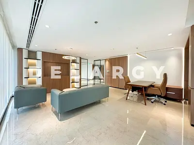 High Floor | Luxury Turnkey | Half Floor