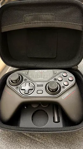 Astro C40 TR Wireless/ Wired Pro Controller with Carry Case PS4