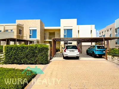 2BEDROOM TOWNHOUSE URBANA II PRICE HIGHLY NEGOTIABLE