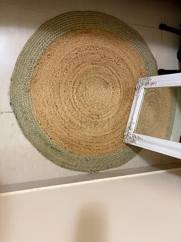 Round Woven Jute Rug with Green Border