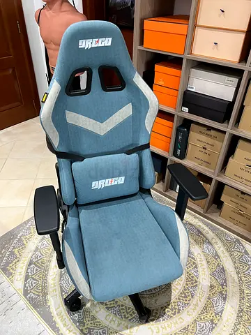 Drogo Fabric Gaming Chair with Footrest - Excellent Condition