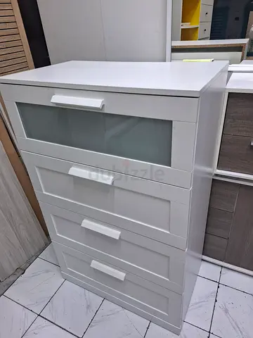 White Kitchen Base Cabinet with Four Doors (Good Condition)