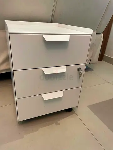 IKEA White 3-Drawer Mobile with Lock - Good Condition