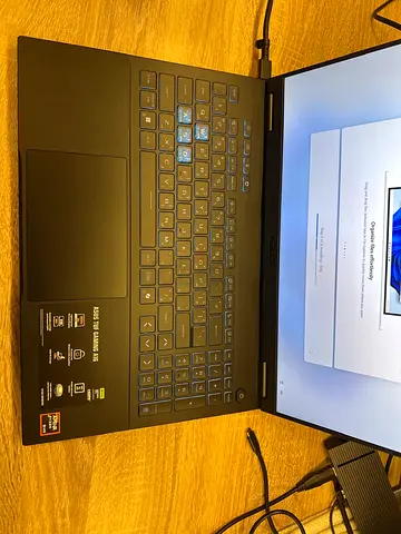 TUF A16 Gaming Laptop 16 Inch Plus 2 Monitors (1920x1200)Display 165Hz, AMD Ryzen 9, RTX 5060 8GB