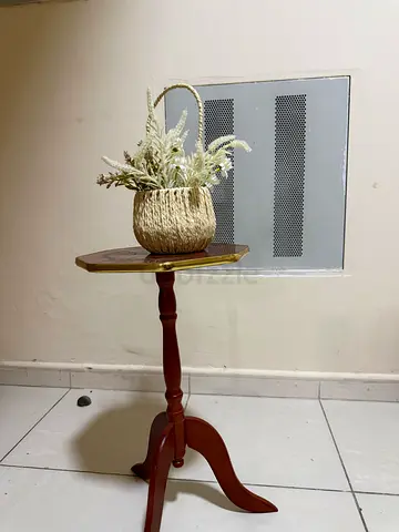 Decoration table