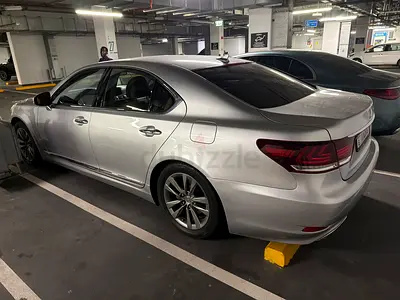 Lexus LS rims and tires