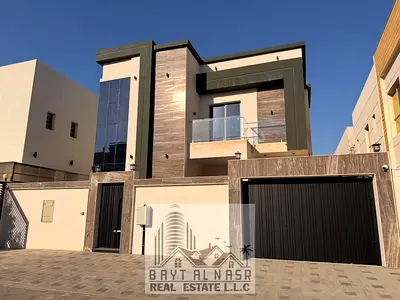 Brand NewLavish Villa***Hot Deal**Brand New Villa**//5 bhk ****Asphalt Road*** 5Mint drive from Park***