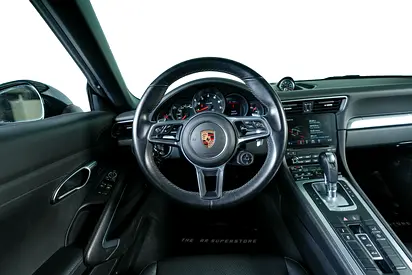 2017 Porsche 911 — миниатюра 15
