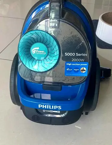 Vacuum cleaner