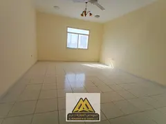 Largest space / Finest finishing / Storage room / Central air conditioning / Free maintenance / Easy