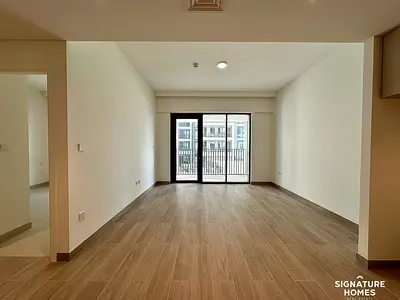 Creek Beach | Spacious 1BR | Tenanted