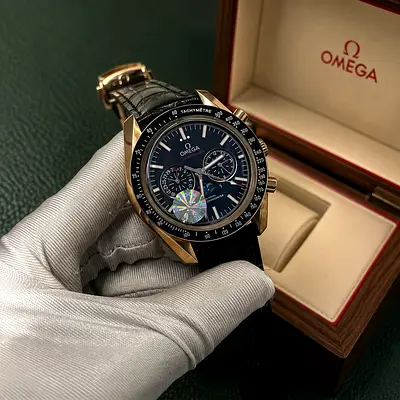Omega Speedmaster Chronograph Mens Watch with Leather Strap (Box Included)