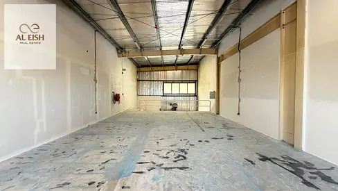 Spacious Warehouse Available | 2,800 SQFT | Prime Location