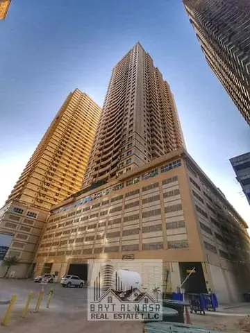 Elegant 2 Bedroom Hall | Spacious Unit for Sale in Lilies Tower