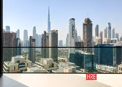 Luxury 1BR | Burj Khalifa View | Premium Amenities