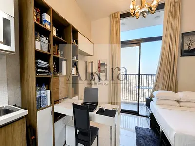 Spacious Studio | Vacant | Fully Furnished
